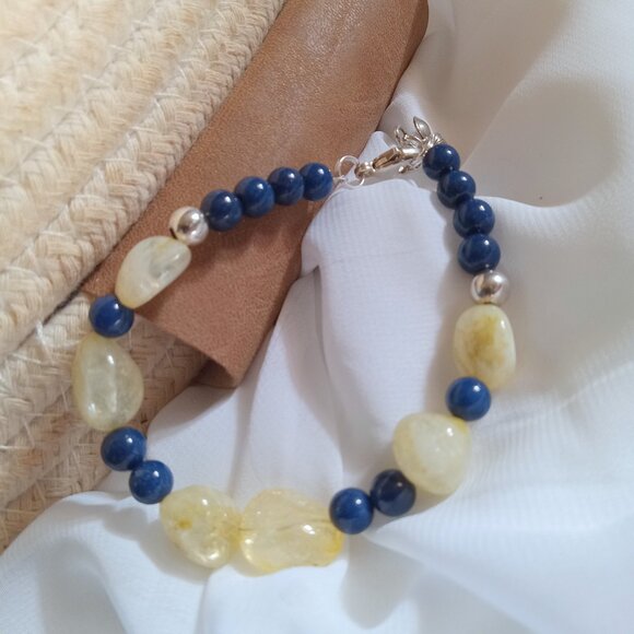 Raw Citrine and Lapis Lazuli Bracelet - Picture 4 of 8